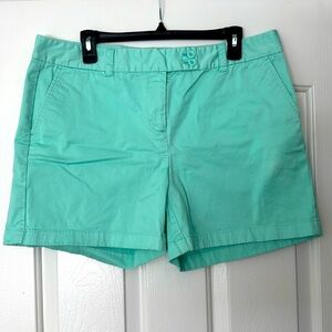Vineyard Vines shorts